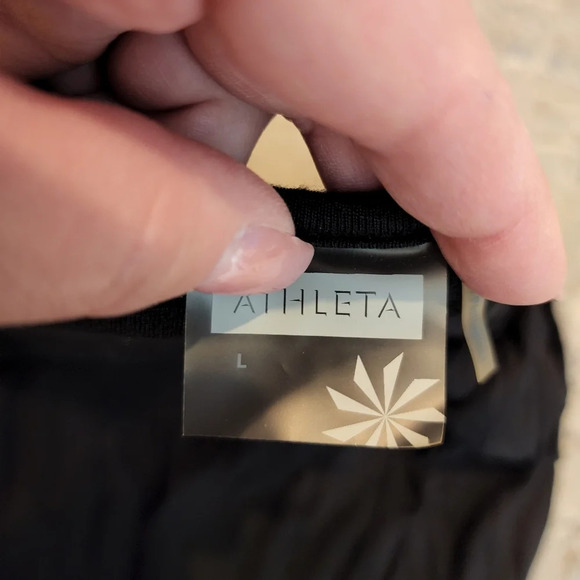 Athleta shelf bra jersey stretch short sleeve gathered dress women's size large - Picture 3 of 11